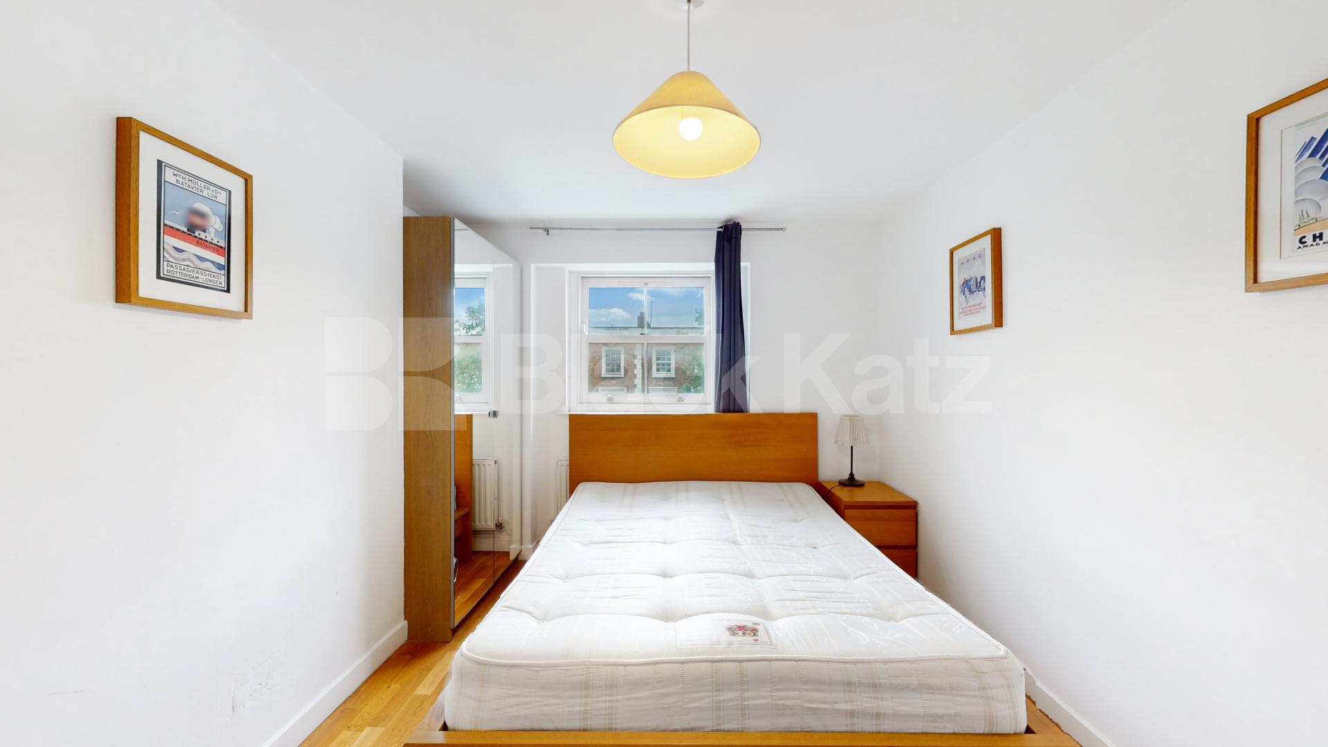 Refurbished Refurbished Two Bedroom Flat in Elegant Period Conversion Rochester Road, Camden